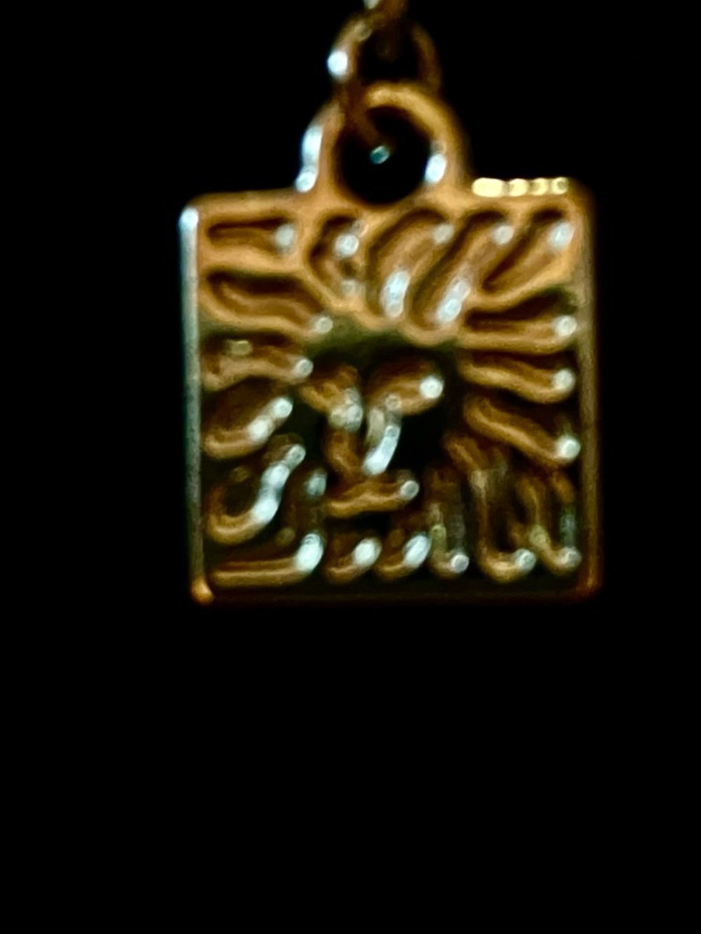 New Anne Klein Gold and Chain Necklace with Black Leather Inlay in Box - Picture 5 of 5